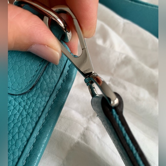 Authentic Hermes Evelyne Blue Atoll BAG Crossbody Strap GM Clemence Leather - Picture 3 of 16